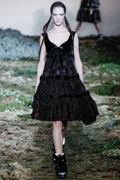 Look 7